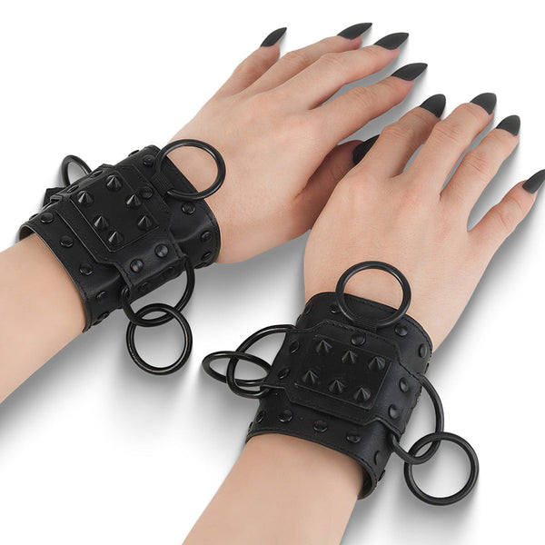 DA-402 Armmanschetten Schwarz Matt (1 Paar) von DemoniaCult